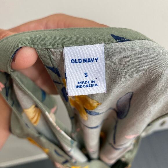 Old Navy Green Floral Tank Top - Picture 9 of 10